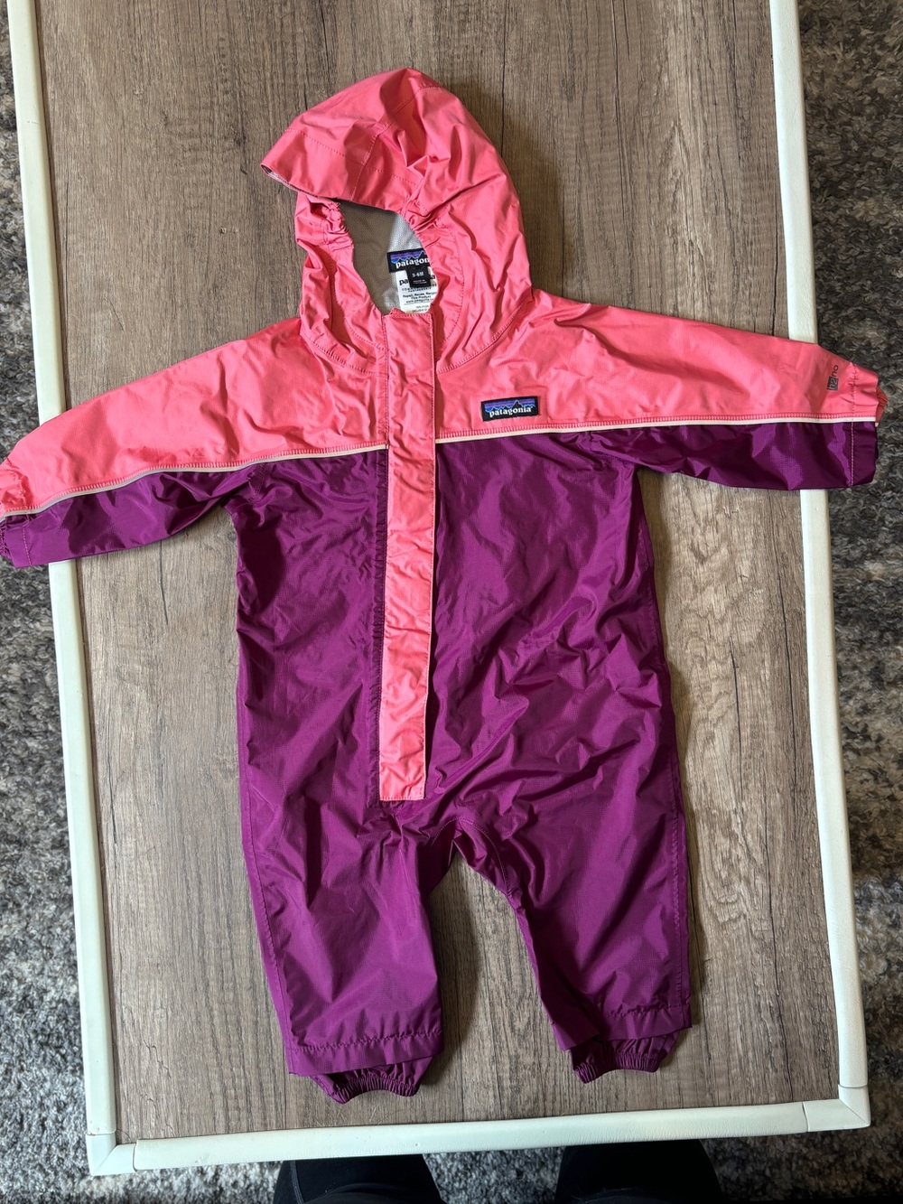 Patagonia Baby Torrentshell One-Piece Bodysuit Rain Coat Jacket 3-6M Pink Girl